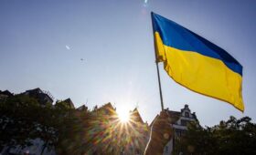 «Какой украинский бунт? Быстрее в Румынию сбегут, чем против Зеленского пойдут»