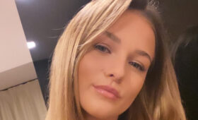 Калинская козырнула длинными и стройными ногами в коротких шортах