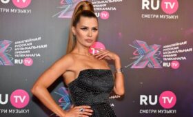 Кремлевские многоходовки: Дмитрию Пескову как-то быстро «подкатили» вопрос о Виктории Боне