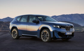 Кроссовер BMW iX3 опередил всех в конкурсе Лучший автомобиль в мире-2026