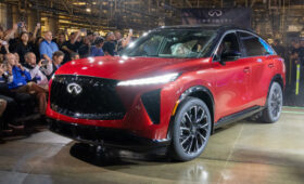 Кроссовер Infiniti QX65, вдохновлённый Infiniti FX: производство началось