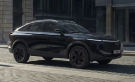 Купеобразный кроссовер Haval F7x обновили в России: комплектации и цены