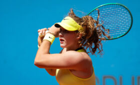 Мирра Андреева вышла в полуфинал Мадрида в преддверии своего дня рождения