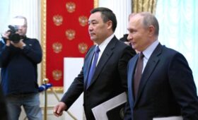 Мясо, базы, станки из Европы: ЕС ввел санкции против Киргизии, Садыр Жапаров срочно прилетел в Москву