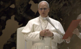 «Мы можем жить в мире»: папа Лев выступил после оскорблений Трампа