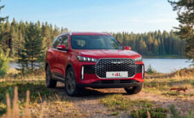 На российский рынок готовится выйти кроссовер Tenet T4L с удлинённой колёсной базой