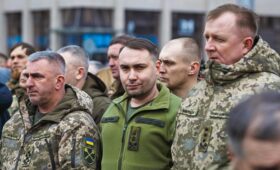 «Нам должно быть наплевать, кого в Киеве хотят сделать президентом — просто надо идти до Збруча»