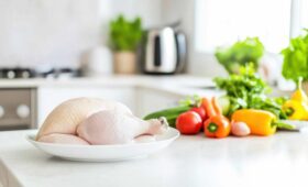 Названа еда, которую можно есть перед сном без ущерба для здоровья