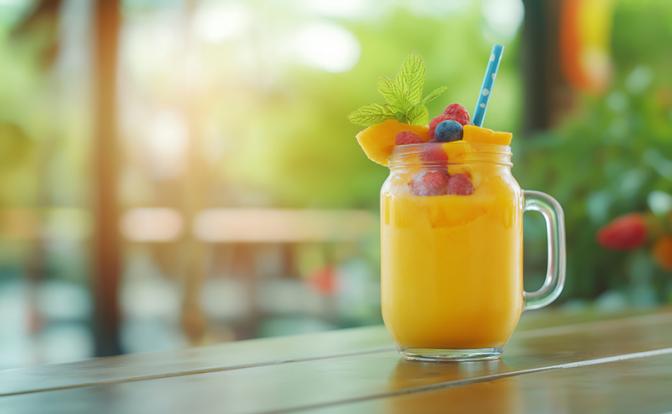 Названа опасность фрешей и смузи