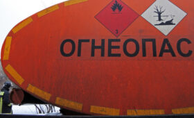 Названы причины, по которым в России введен запрет на экспорт бензина для производителей