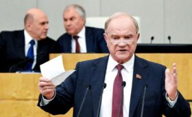 Не учите нас парламентаризму! Зюганов напомнил о русском вече и предсказал рецессию