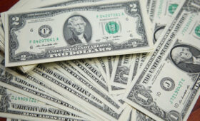 «Никогда такого не было»: историк предупредил США об опасном событии для экономики страны