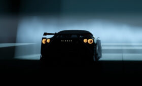 Nissan GT-R поколения R36 появится до конца десятилетия: это будет гибрид с мощным V6