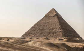 Новые свидетельства опровергли прежнюю историю строительства Великой пирамиды Египта