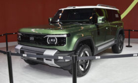 Новые внедорожники марки 212 дебютировали в Пекине