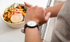 Нутрициолог развеяла популярный миф об ужине