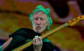 Pink Floyd по-прежнему отвернулись от Уотерса, выпуская супер-антологию