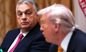 «Поцелуй смерти»: политолог объяснил, чем обернулась для Орбана на выборах поддержка Трампа