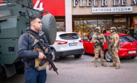 «Призраков Киева» сменяют «киевские стрелки» — Украина несется в пропасть