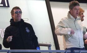 Раскрыта роль матери братьев Галлахеров: привела «придурков» в чувство