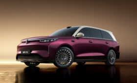 Роскошный кроссовер Wey V9X доступен к заказу: полный привод уже в базе и два варианта длины