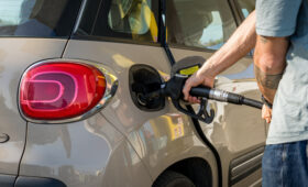 Россия проедает прибыль от иранского кризиса: сверхдоходы от нефти не закроют дефицит казны