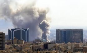 Скотт Риттер: Трамп устроил «цирк с конями», если бы не Китай, совсем опозорился бы в Иране