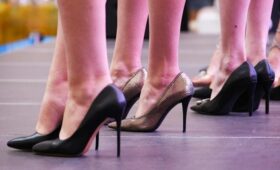 Стало известно, какой каблук вызывает варикоз