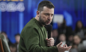 «Тактический обман»: Зеленский отверг перемирие Москвы