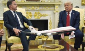 Трамп и Рютте договорились разделить шкуру «бумажного тигра»?