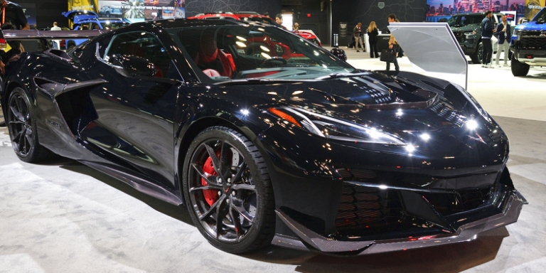 Учёные выяснили, почему 600 млн лет назад магнитное поле Земли вышло из строя Учёные выяснили, почему 600 млн лет назад магнитное поле Земли вышло из строя