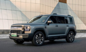 Удлинённый кроссовер Haval Raptor Plus дебютировал с двумя вариантами начинки