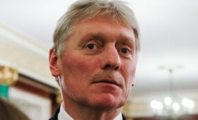 В Кремле прокомментировали предполагаемую поездку Уиткоффа и Кушнера в Киев