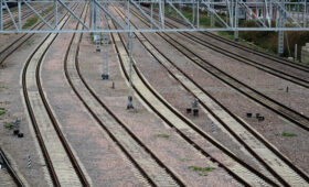 В Крыму остановили движение пригородных поездов до Севастополя