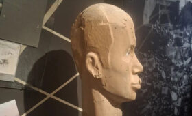 В Москве показали фото руин Музея Сергея Прокофьева в Донбассе