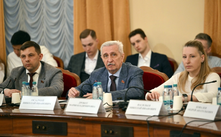 Восточная Европа в 2,5 раза впереди: КПРФ предложила реформу системы лекарственного обеспечения Восточная Европа в 2,5 раза впереди: КПРФ предложила реформу системы лекарственного обеспечения