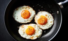 Врач назвал завтрак, вызывающий диабет и старение