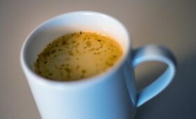 Врач рассказала, чем опасен напиток, который пьют миллионы людей