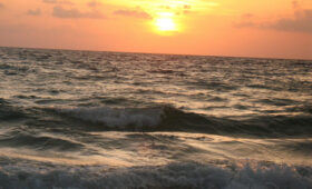 Замглавы МИД РФ отметил влияние блокады Ормуза на мировые рынки