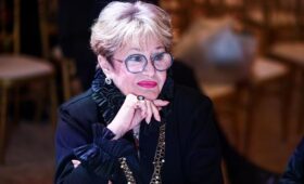 Актриса Неелова стала Героем Труда