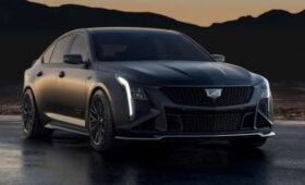 Cadillac CT5-V Blackwing стал мощнее в честь Формулы-1