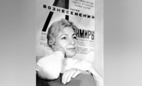 «Даже смертью не обеспокою»: в день ухода Зои Богуславской в соцсетях вспоминают посвященные ей стихи Вознесенского