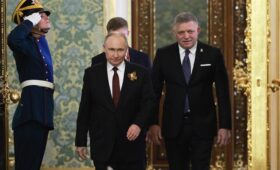 Фицо повезет Путину послание от Зеленского