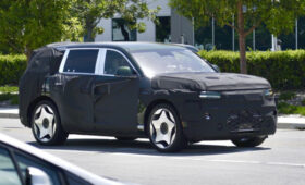Флагманский Genesis GV90 получит двери в стиле Rolls-Royce