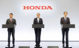 Honda снова меняет стратегию: гибриды вместо электромобилей
