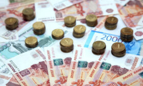 Названо число россиян, которые заплатят налог на вклады по итогам 2026 года