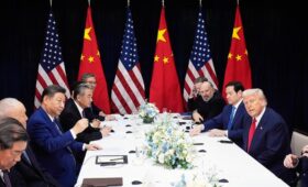 Саммит в Пекине: Си Цзиньпин будет говорить с Трампом, держа в уме встречу с Путиным