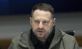Стало известно, в какой камере в СИЗО содержится Ермак