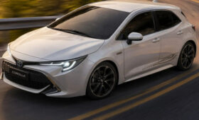 Toyota Corolla забронзовела к 60-летнему юбилею