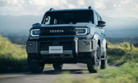 Toyota Land Cruiser FJ: старт продаж в Японии и новые версии